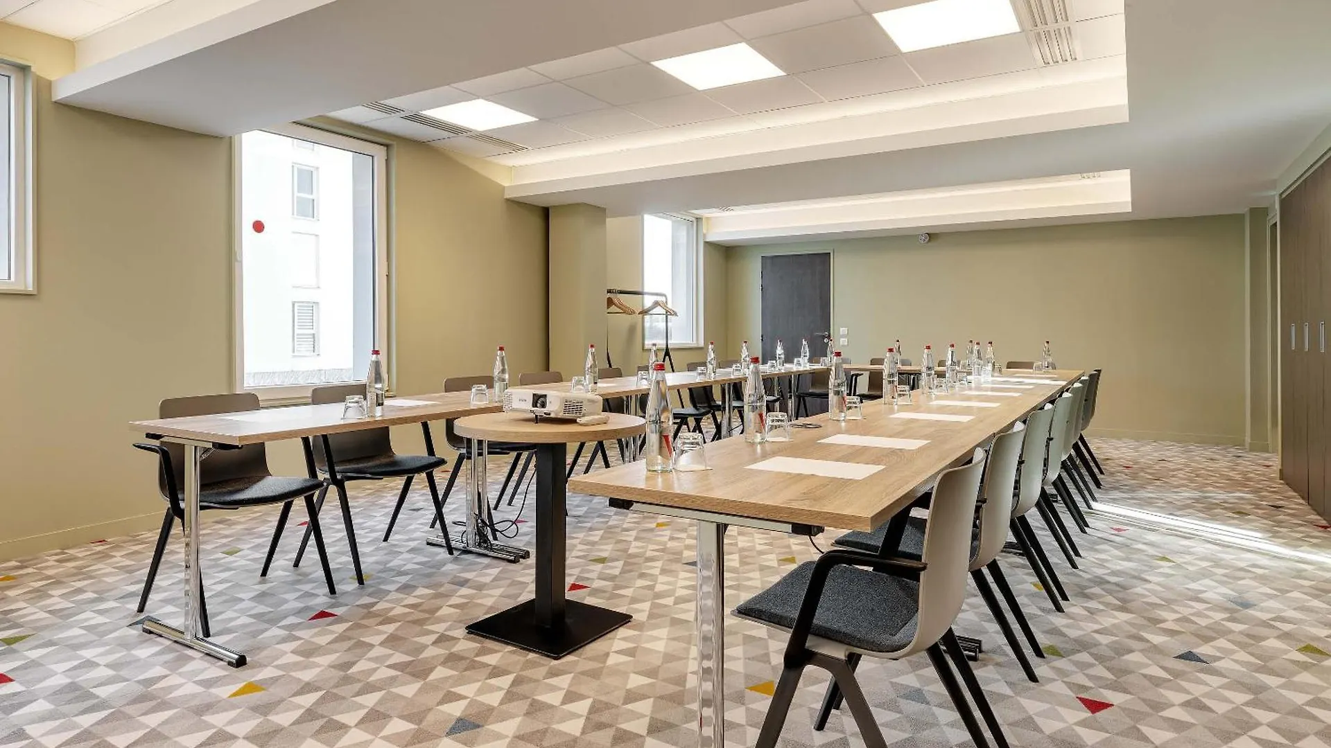 B&B Hotel Lille Lillenium Eurasante 3*,