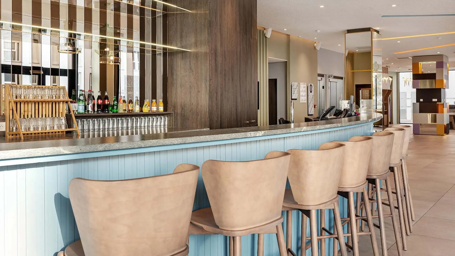 ***  B&B Hotel Lille Lillenium Eurasante フランス